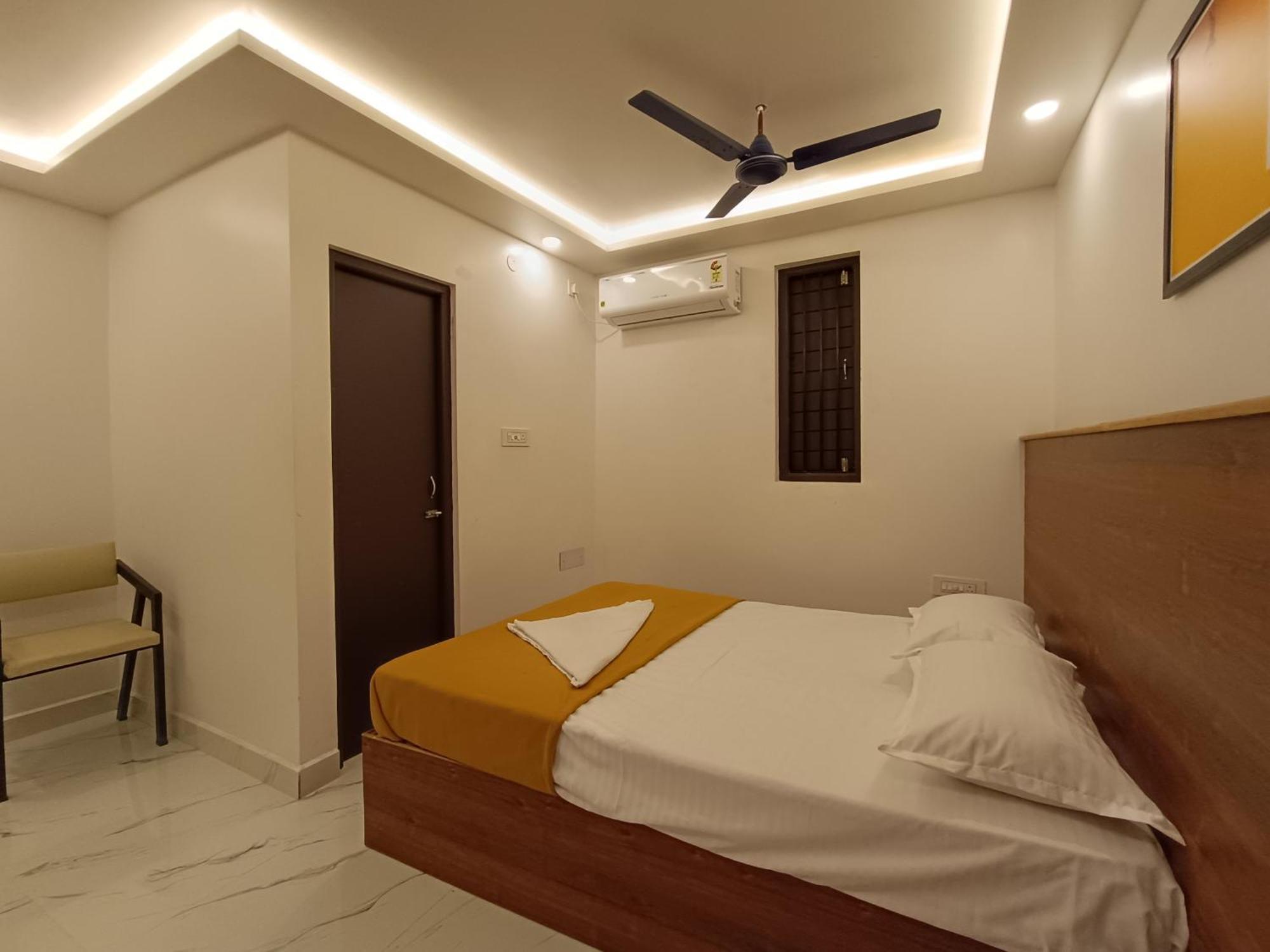 Hotel Arul Residency Puducherry Exterior foto